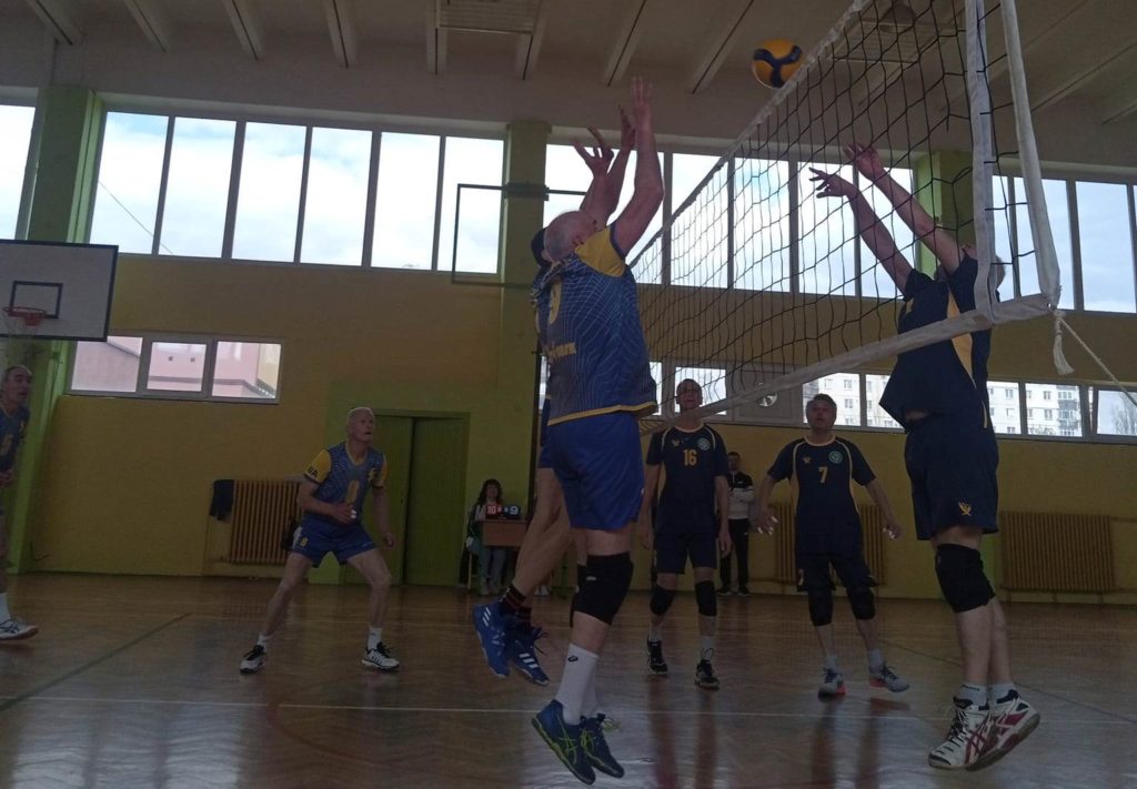 Ужгородці перемогли на всеукраїнському турнірі з волейболу