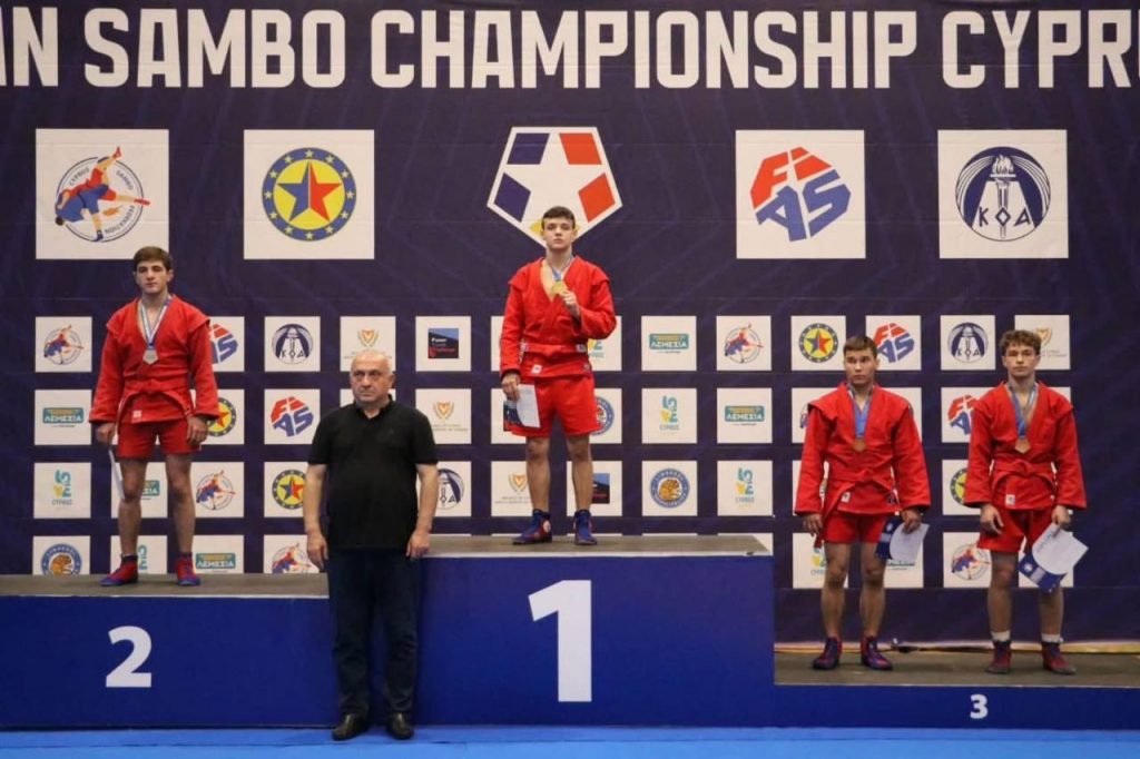 Ужгородець став призером чемпіонату Європи з боротьби самбо